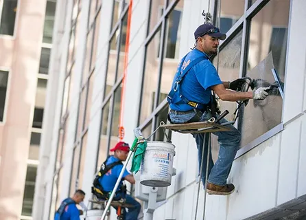 commercial window cleaning service